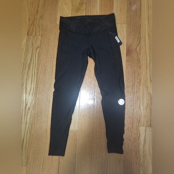 NWT SKIMS HIGH PERFORMANCE HIGH WAISTED 7/8 LEGGING IN ONYX SIZE SMALL - Picture 6 of 11